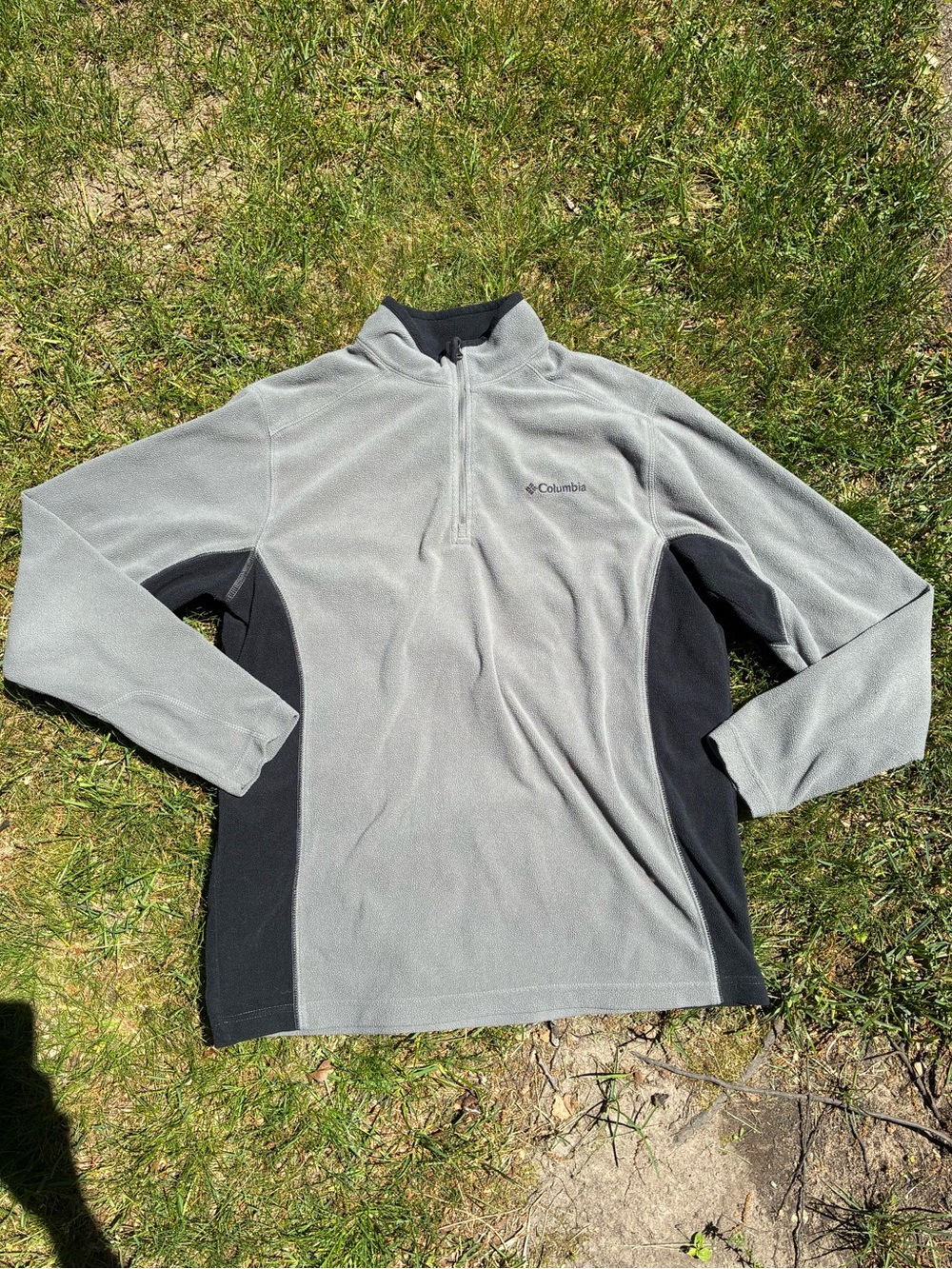 Columbia men’s medium Gray & Black Quarter-Zip Fleece Shirt Jacket